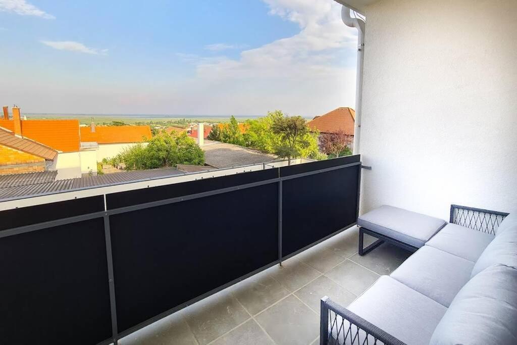 Lake View Suite Moerbisch Am See Exterior photo